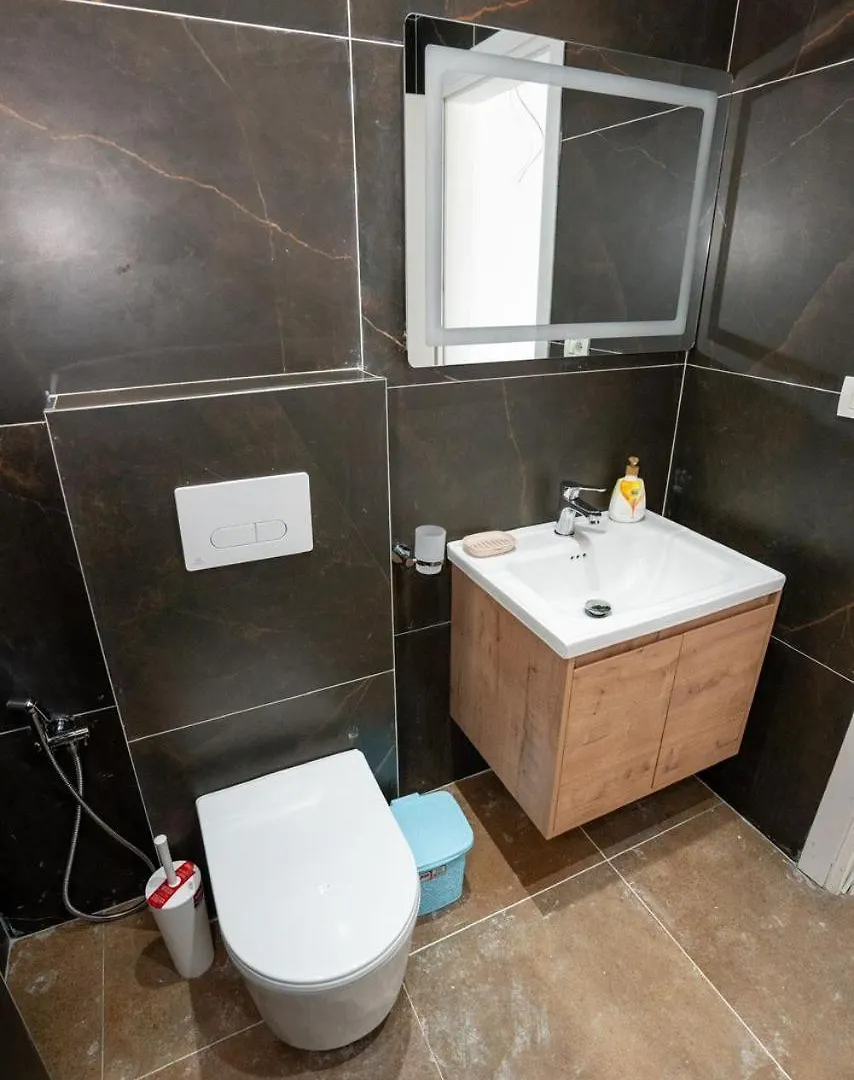 Rusi Apartments Sarandë 0*,  Albánie