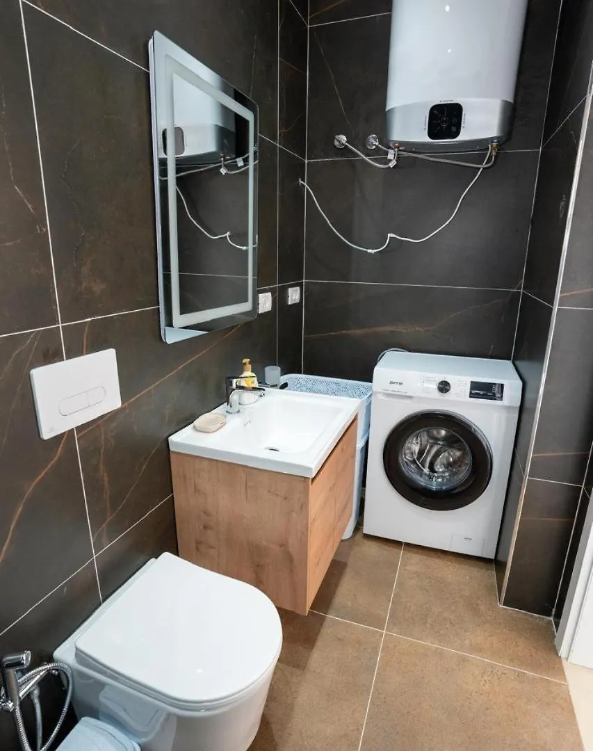 Rusi Apartments Sarandë