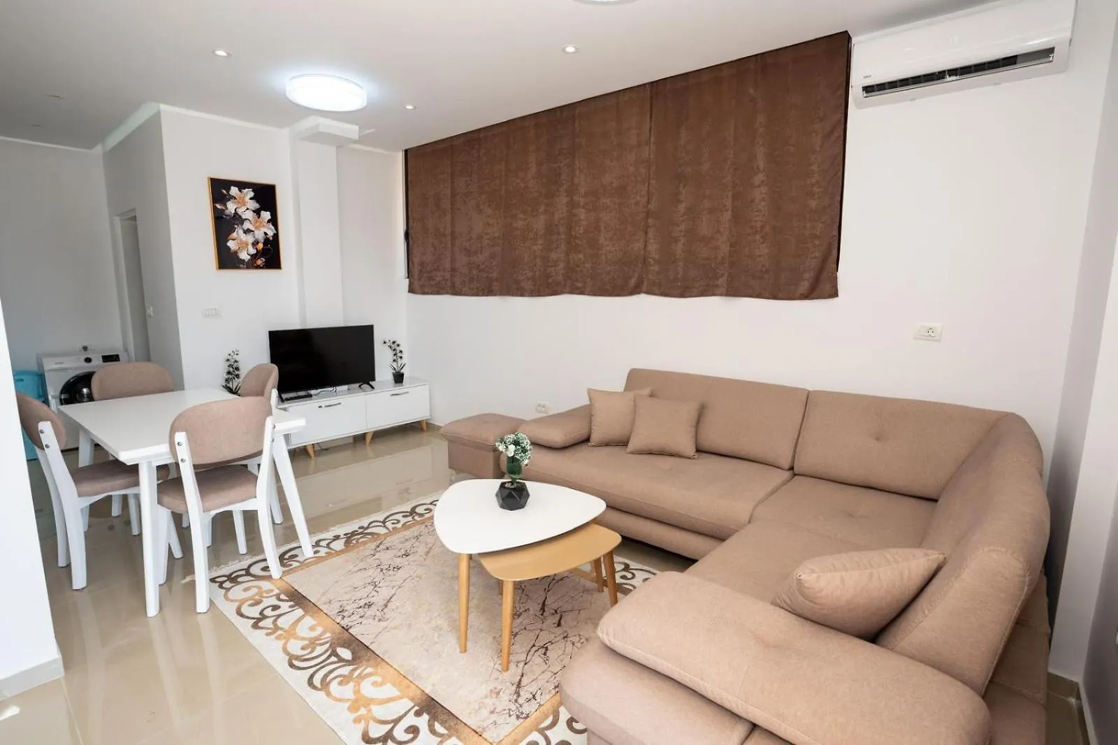 Rusi Apartments Sarande