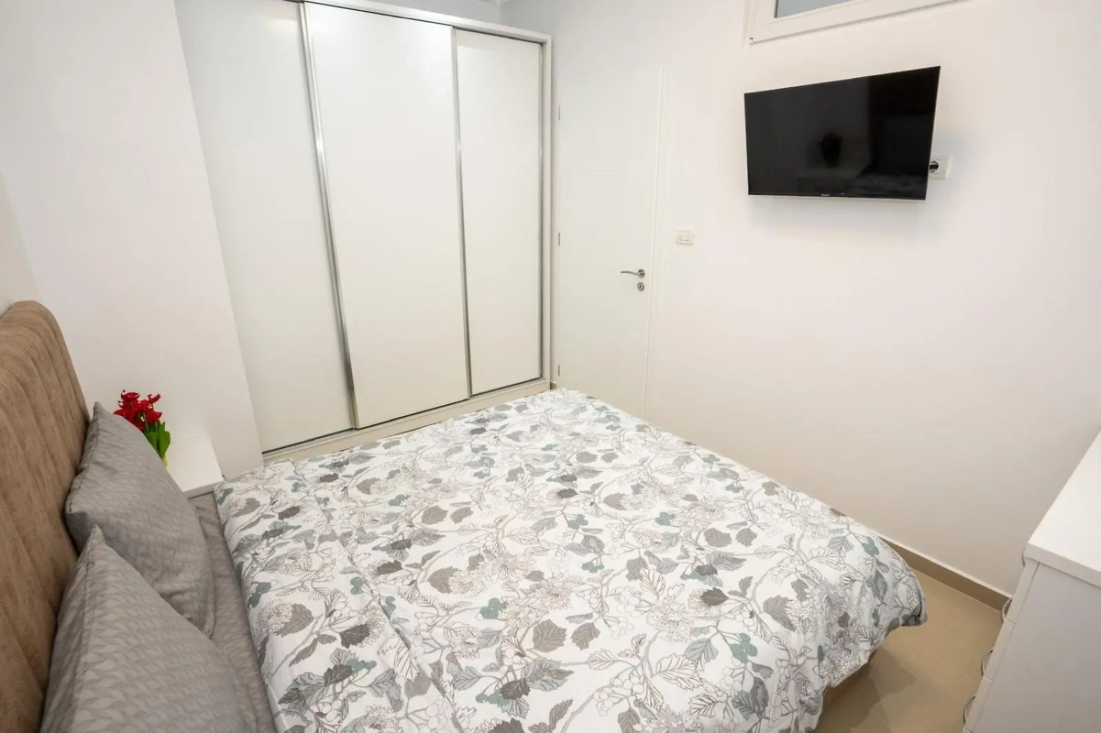 Rusi Apartments Sarande